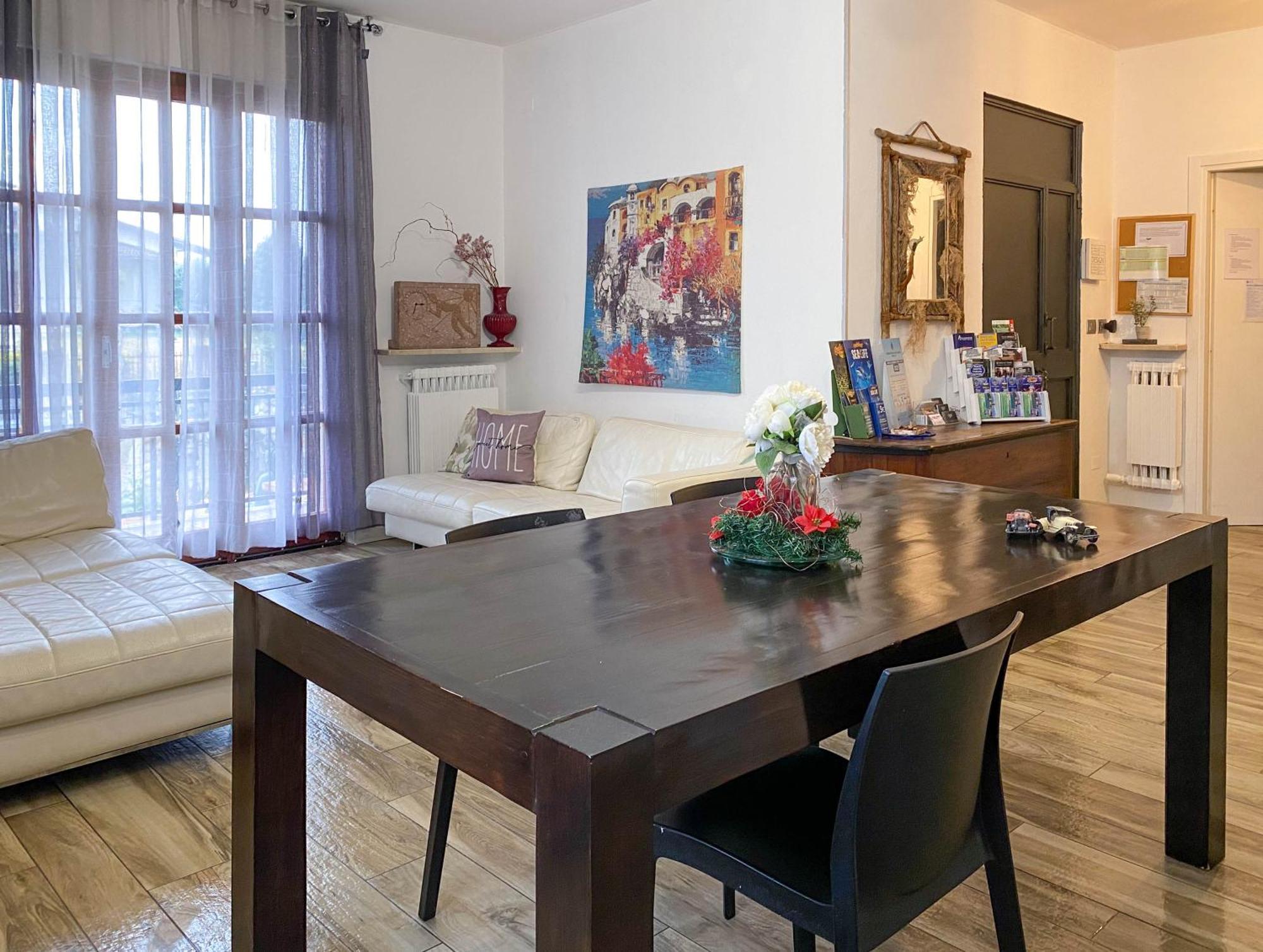 Nest Guesthouse Castelnuovo del Garda Kültér fotó